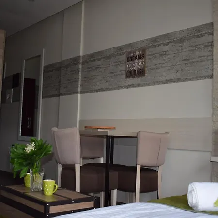 Natura Lux Milmari K 12 아파트