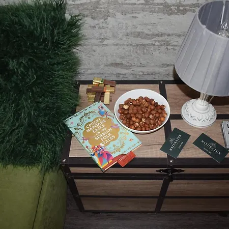 아파트 Natura Lux Milmari K 12 카파오닉