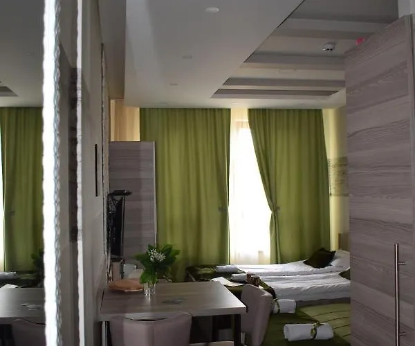 Natura Lux Milmari K 12 アパート