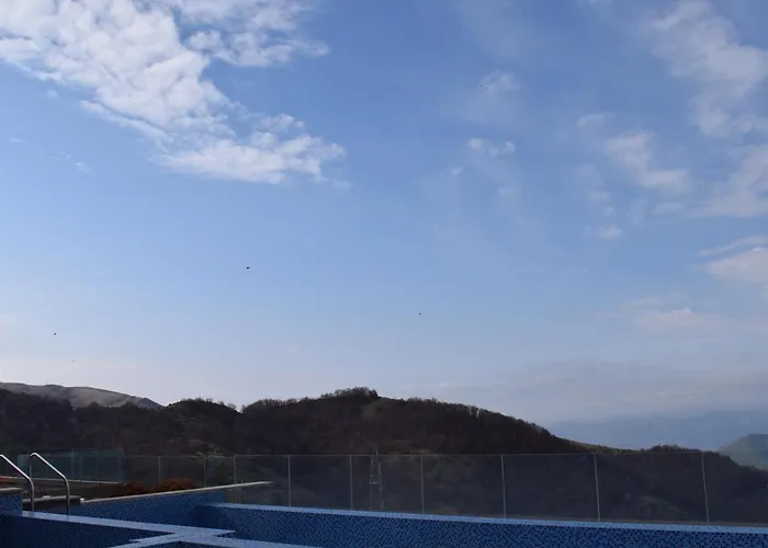 Natura Lux Milmari K 12 アパート *