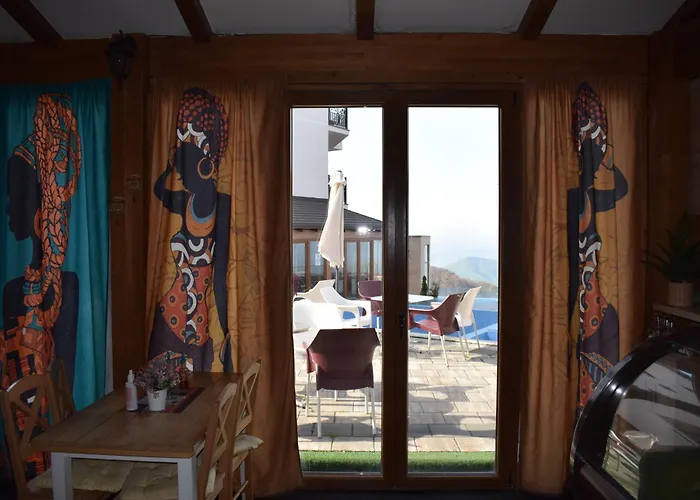 Natura Lux Milmari K 12 アパート *